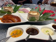 梧桐四味烤鸭-梧桐北京烤鸭·铜锅涮肉(海岸城店)