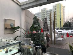 -UNI UNI(环亚凯瑟琳店)