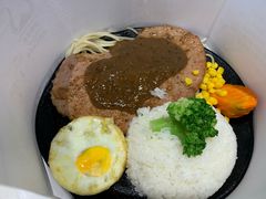 -汤姆家的牛排意面披萨(新城市广场店)