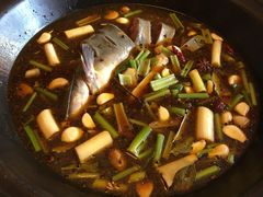 -忆乡情铁锅炖鱼饭店(延庆店)