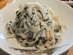 -渝信川菜 · 川味家常菜(财富购物中心店)