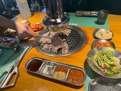 -唯成•韩国炭火烤肉 유성고기