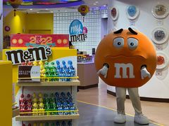 -m豆巧克力世界(上海世茂广场店)