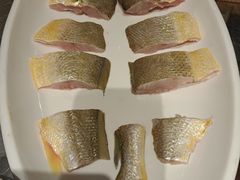 黄鱼-潮界(虹桥新天地店)