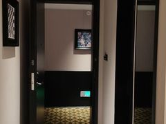 -万泊酒店(长沙五一广场国金中心店)