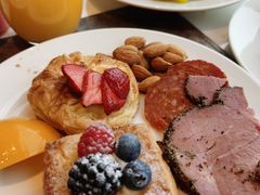 -云厨·高空西餐厅(成都瑯珀·凯悦臻选酒店)