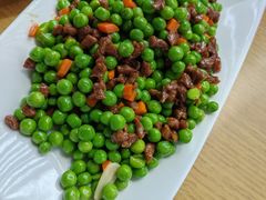 -渝信川菜 · 川味家常菜(财富购物中心店)