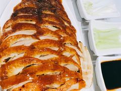 老镇烤鸭-老镇春饼(济宁万达店)