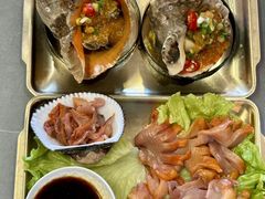 -围炉肉舍•炭烤活鳗•丹东海鲜烤肉(步行街店)