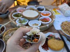 -包整·丝娃娃(一览甲秀楼风景店)