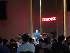 -TZ House音乐现场(来福士中心店)