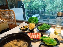 -东椰·海南椰子鸡火锅(朝阳门店)