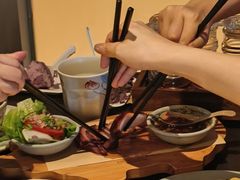 -大头虾越式风味餐厅(光明广场店)