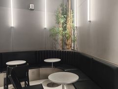 -M Stand(成都COSMO店)