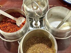 -大众跷脚牛肉馆·非遗传承单位(峨眉山店)