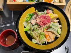 -山川小町·极番烧肉(新地假日广场店)