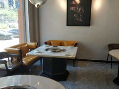 -红井路游艺炖锅·音乐餐吧(十渡店)