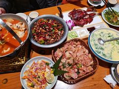 -老滇山寨•云南特色菜•地方菜•民族风情歌舞表演(金碧店)