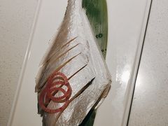 -茅草房·河畔园林火锅