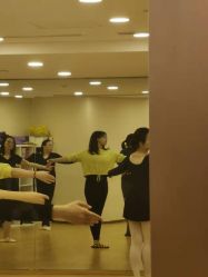 点击看大图 -白珂舞蹈教室