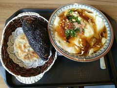-芳婆糕团店(王府大街店)