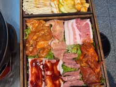 -胡悦里韩式烤肉(芝罘万达广场店)