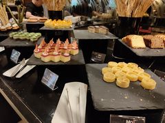 -上海西藏大厦万怡自助餐厅(徐汇店)