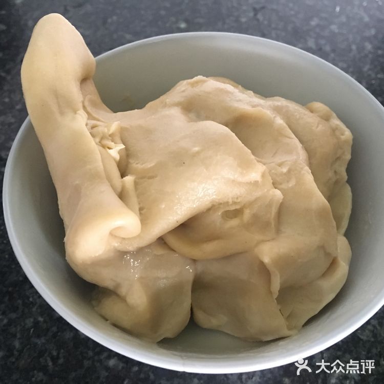 午餐首选好吃美味的青菜面疙瘩