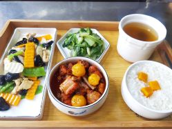 -诗安月子中心(建华南大街店)