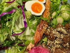 三文鱼牛肉沙拉-bluefrog蓝蛙(新三里屯太古里店)