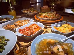 -蜜桃餐厅·伴山(湖滨商业街店)