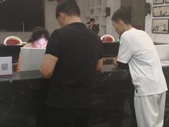 -皇马纯KTV·量贩·聚会(民治店)