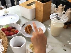 -弄堂咪道-饭香·面香·馄饨香(汇锦广场店)