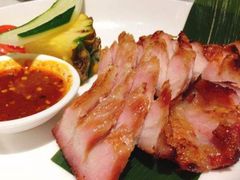 烧猪夹心肉-麻章九龙烧猪烧腊店