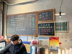 -牛师傅牛肉面(尚隆路店)