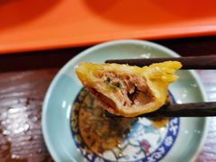 -老新隆牛肉锅贴(新街口店)
