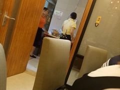 -川流不息·地道川菜·小龙虾(新松江路店)