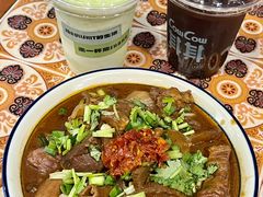 -CowCow其其·牛杂咖啡公司(六运店)