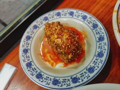 -爆炸头阿姨小四川正宗川味小吃(无任何分店)