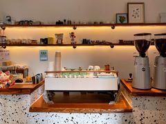 -Line 咖啡(石厦花园店)