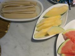 -尚尚仙·酸汤猪手·猪肚鸡火锅(华联万柳购物中心店)