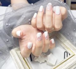 -拾光美甲美睫半永久