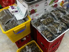 -黄利砖万峰林布依特色酸笋牛肉馆