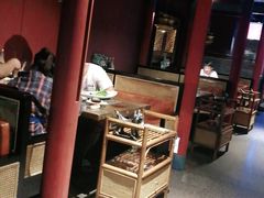 -老牌坊云南鱼豆花火锅(哈西万达店)