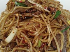 -珠宝街老左杂酱面馆