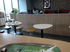 大堂-麦当劳(上百万和城店)