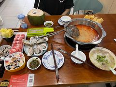 -老何家后安粉·糟粕醋海鲜火锅(三亚湾椰梦长廊店)