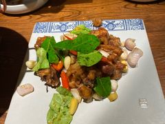 泰式柠檬香叶鸡-云海肴·汽锅鸡·云南菜(美罗城店)