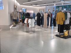-ZARA(大上海时代广场店)