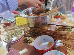 香菜牛肉-两角签串串香十一年老字号(机场路店)